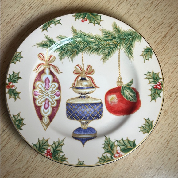 American Atelier Porcelain Holiday Ornament Salad/Desert Plate (4) - Picture 2 of 8